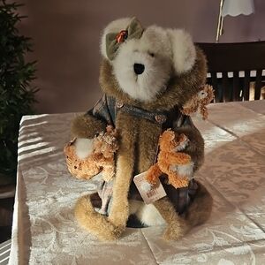 📣BOYDS BEAR "FERN WOODBEARY" Collectible Bear